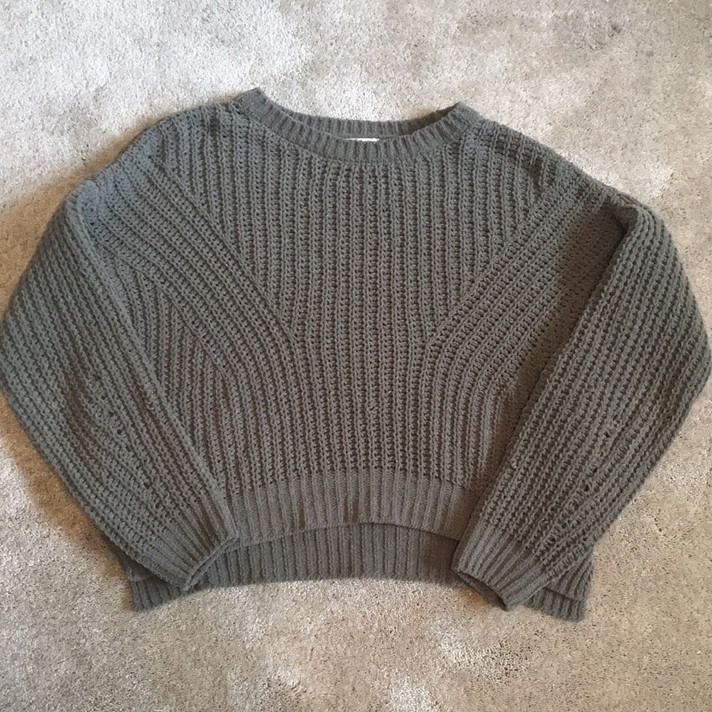 Chunky olive green sweater